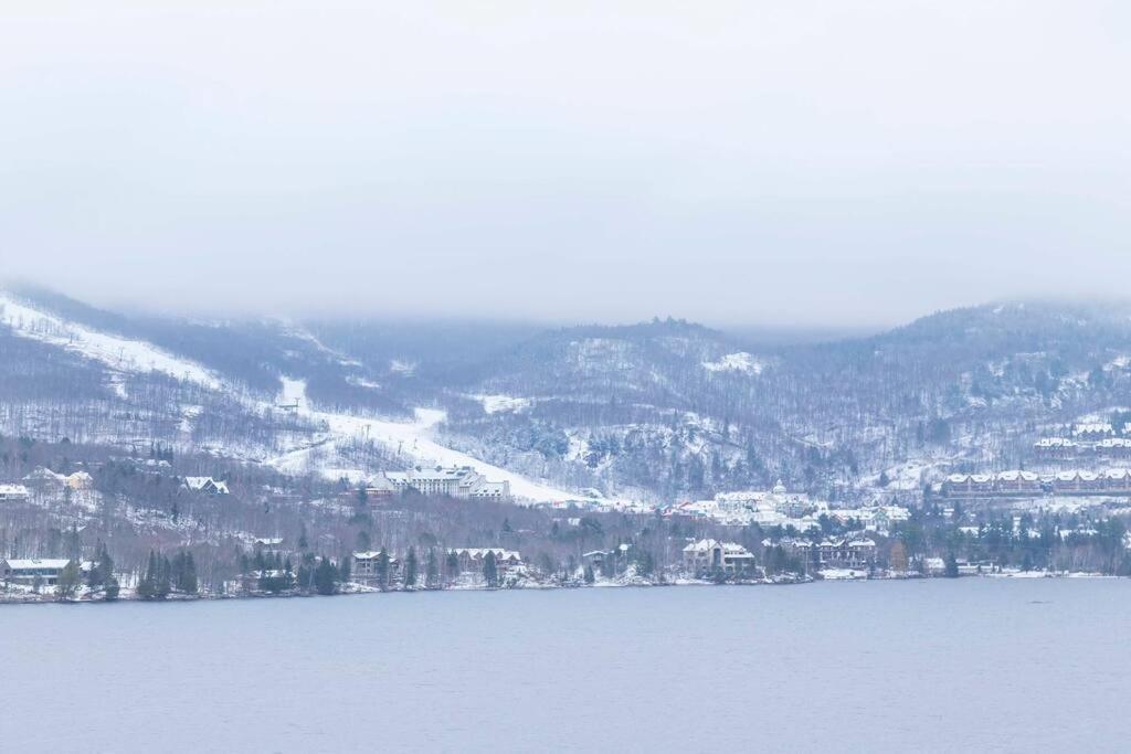 Serenity By The Slopes: Tremblant Waterfront Condo Монт-Тремблант Екстериор снимка